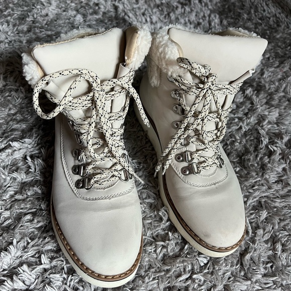 ESPRIT boots - Picture 6 of 10